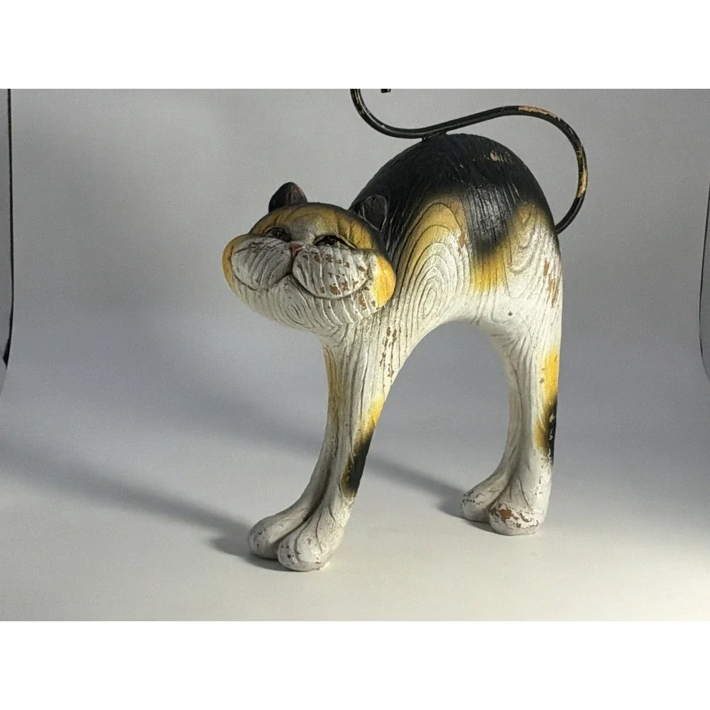 Calico Cat With‎ Cheshire Grin Resin